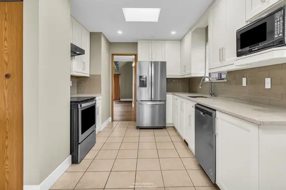 859 East 17th Street, North Vancouver For Sale - image 10