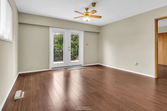 859 East 17th Street, North Vancouver For Sale - image 11