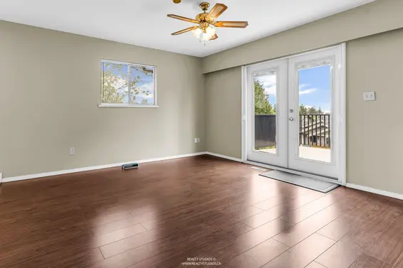 859 East 17th Street, North Vancouver For Sale - image 12