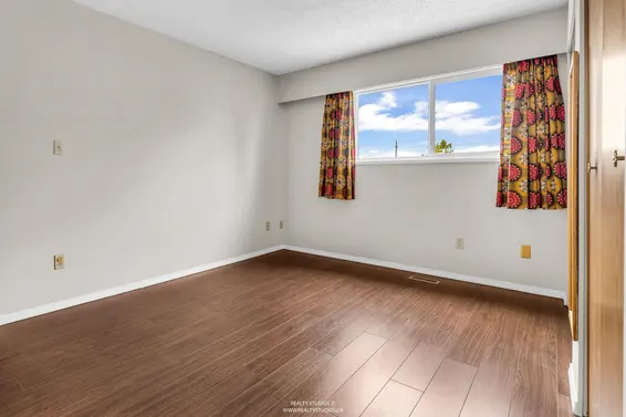 859 East 17th Street, North Vancouver For Sale - image 16