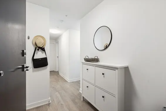 403 1471 Hunter Street, North Vancouver For Sale - image 11