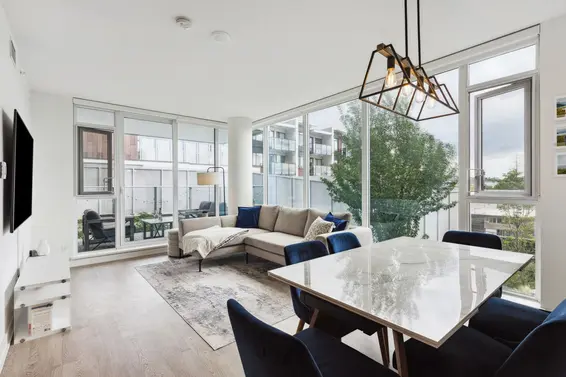 403 1471 Hunter Street, North Vancouver For Sale - image 6