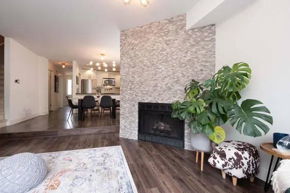 3922 Indian River Drive, North Vancouver For Sale - image 13