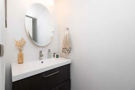 3922 Indian River Drive, North Vancouver For Sale - image 16