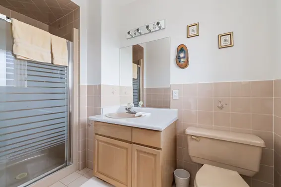 547 Tempe Crescent, North Vancouver For Sale - image 14