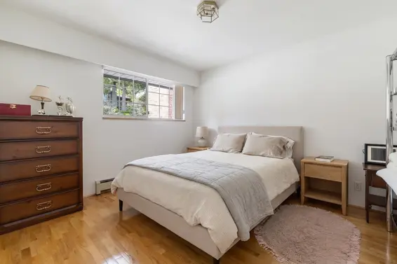 547 Tempe Crescent, North Vancouver For Sale - image 15