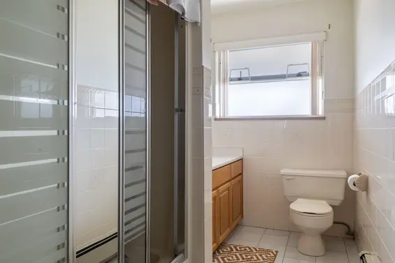 547 Tempe Crescent, North Vancouver For Sale - image 22