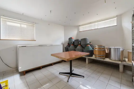 547 Tempe Crescent, North Vancouver For Sale - image 23