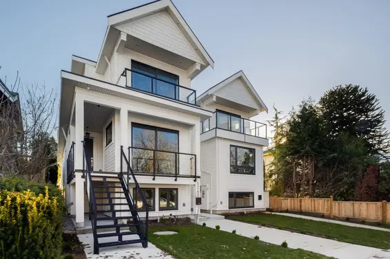 1742 Bewicke Avenue, North Vancouver