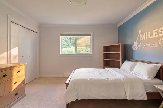 697 East Braemar Road, North Vancouver For Sale - image 17