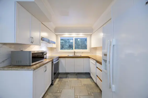 3390 Westmount Road, West Vancouver For Sale - image 10