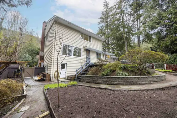 3390 Westmount Road, West Vancouver For Sale - image 32
