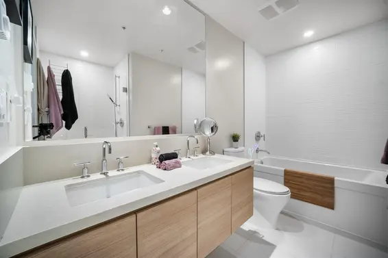 418 3606 Aldercrest Drive, North Vancouver For Sale - image 25