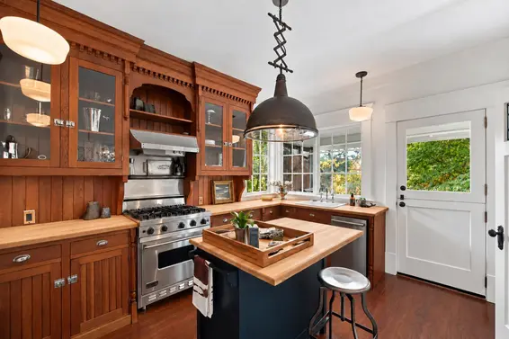 121 East 27th Street, North Vancouver For Sale - image 13