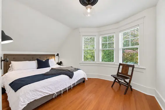 121 East 27th Street, North Vancouver For Sale - image 19