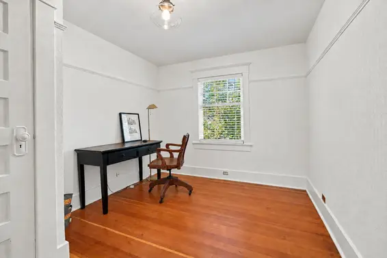 121 East 27th Street, North Vancouver For Sale - image 25
