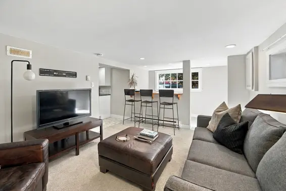 121 East 27th Street, North Vancouver For Sale - image 26