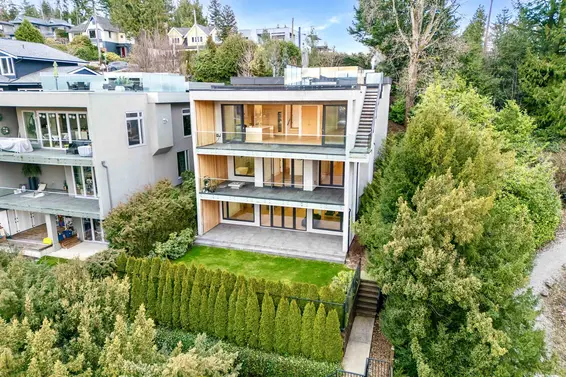 803 Braeside Street, West Vancouver