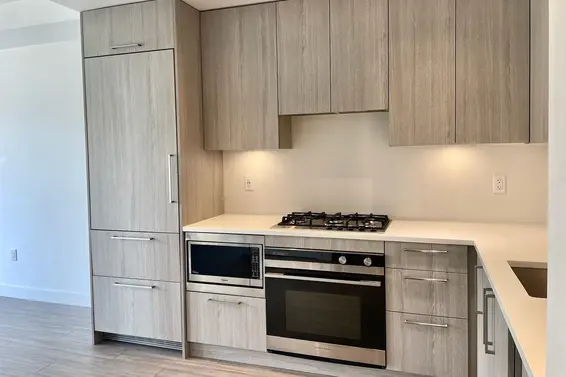 214 707 East 3 Street, North Vancouver For Sale - image 2