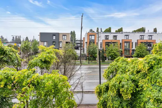 214 707 East 3 Street, North Vancouver For Sale - image 20