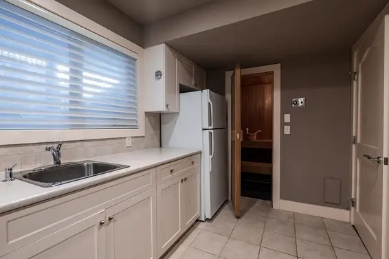 2370 Russet Place, West Vancouver For Sale - image 35