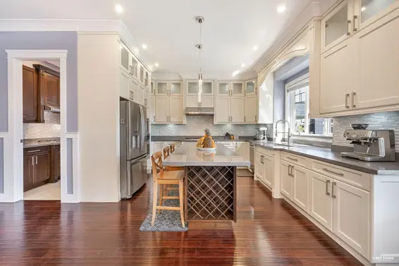 337 East 17th Street, North Vancouver For Sale - image 11
