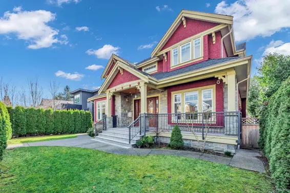 337 East 17th Street, North Vancouver For Sale - image 2