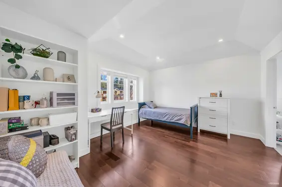 337 East 17th Street, North Vancouver For Sale - image 29