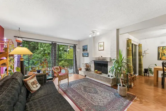 834 Hendecourt Road, North Vancouver For Sale - image 1