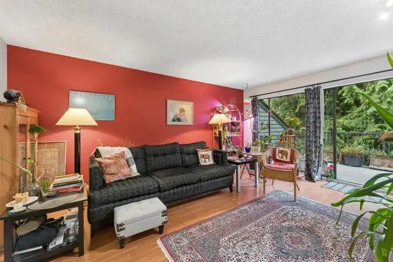 834 Hendecourt Road, North Vancouver For Sale - image 3