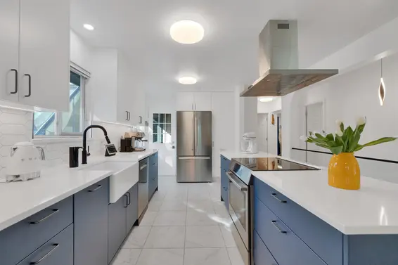 1652 Coleman Street, North Vancouver For Sale - image 4