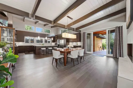 672 East St James Road, North Vancouver For Sale - image 18