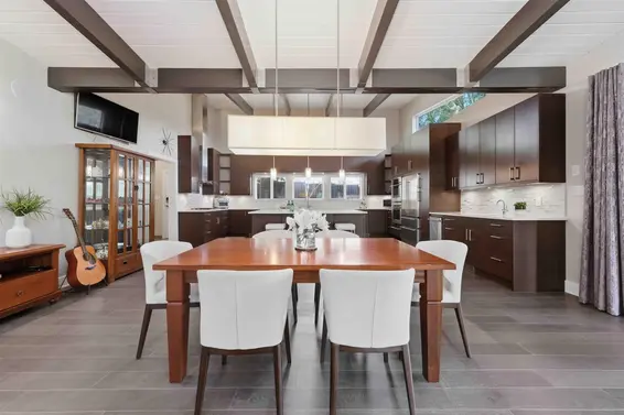 672 East St James Road, North Vancouver For Sale - image 19