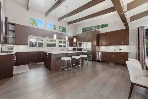 672 East St James Road, North Vancouver For Sale - image 24