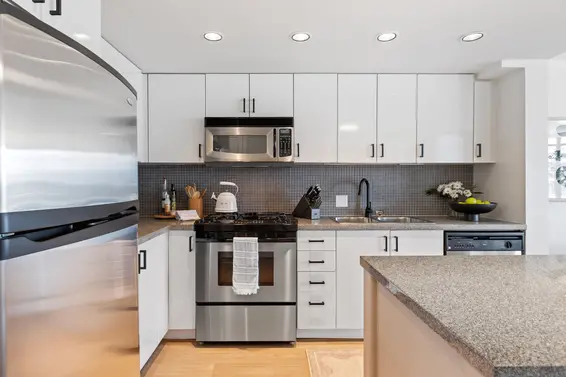 TH3 155 West 1st Street, North Vancouver For Sale - image 16