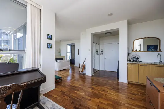 1702 121 West 16th Street, North Vancouver For Sale - image 21