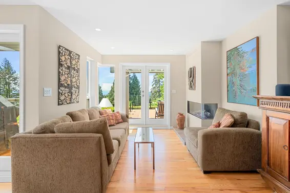 3961 St. Albans Avenue, North Vancouver For Sale - image 14