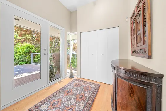 3961 St. Albans Avenue, North Vancouver For Sale - image 4