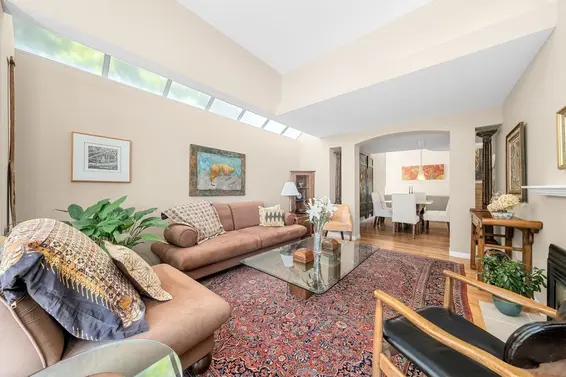 3961 St. Albans Avenue, North Vancouver For Sale - image 9
