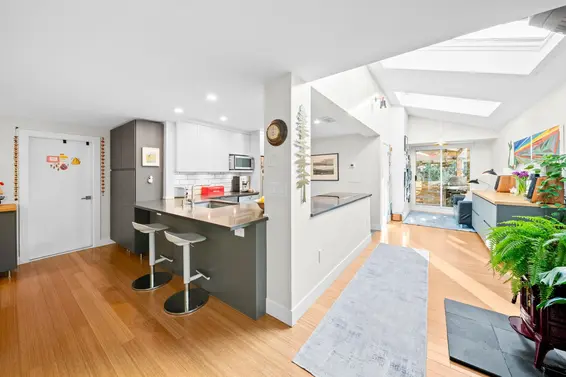 4462 Strathcona Road, North Vancouver For Sale - image 14