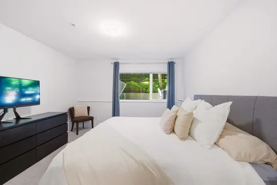 TH1 1288 Chesterfield Avenue, North Vancouver For Sale - image 12
