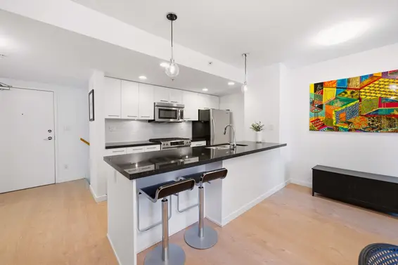 TH1 1288 Chesterfield Avenue, North Vancouver For Sale - image 5