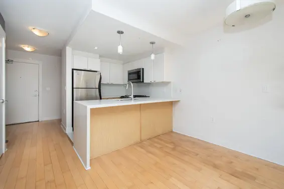 301 160 West 3rd Street, North Vancouver For Sale - image 3