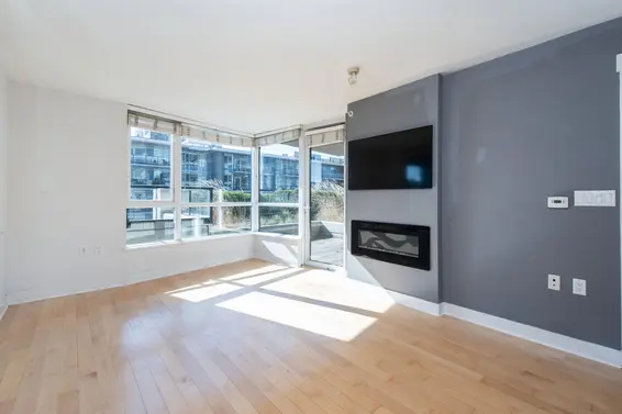 301 160 West 3rd Street, North Vancouver For Sale - image 6