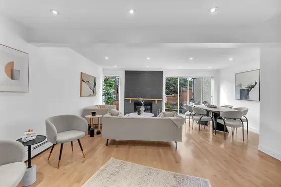 802 555 West 28th Street, North Vancouver For Sale - image 4