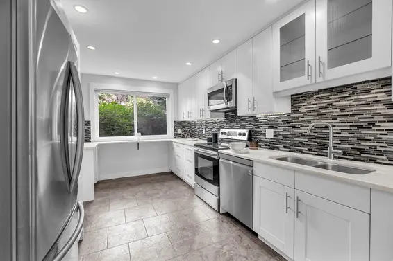 802 555 West 28th Street, North Vancouver For Sale - image 5