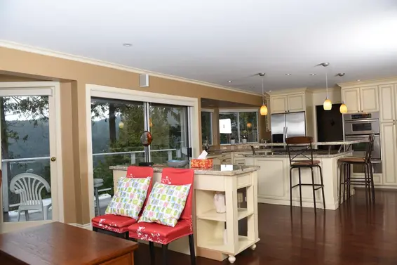 5339 Monte Bre Crescent, West Vancouver For Sale - image 8