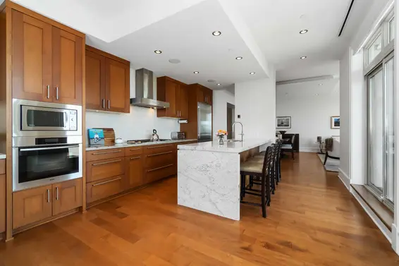 304 2535 Garden Court, West Vancouver For Sale - image 15