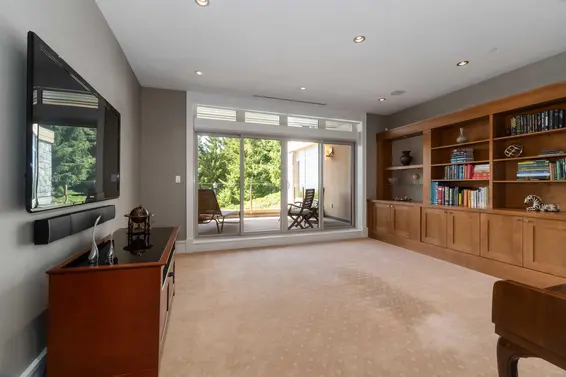 304 2535 Garden Court, West Vancouver For Sale - image 19