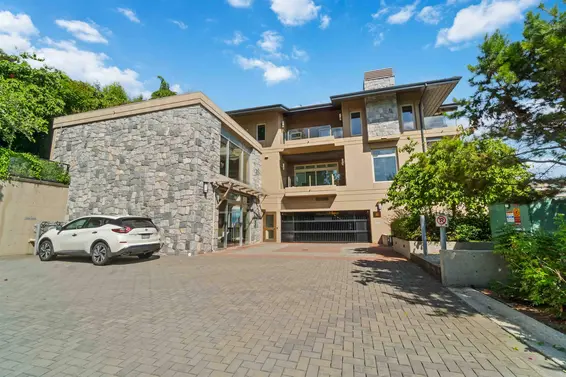 304 2535 Garden Court, West Vancouver For Sale - image 38